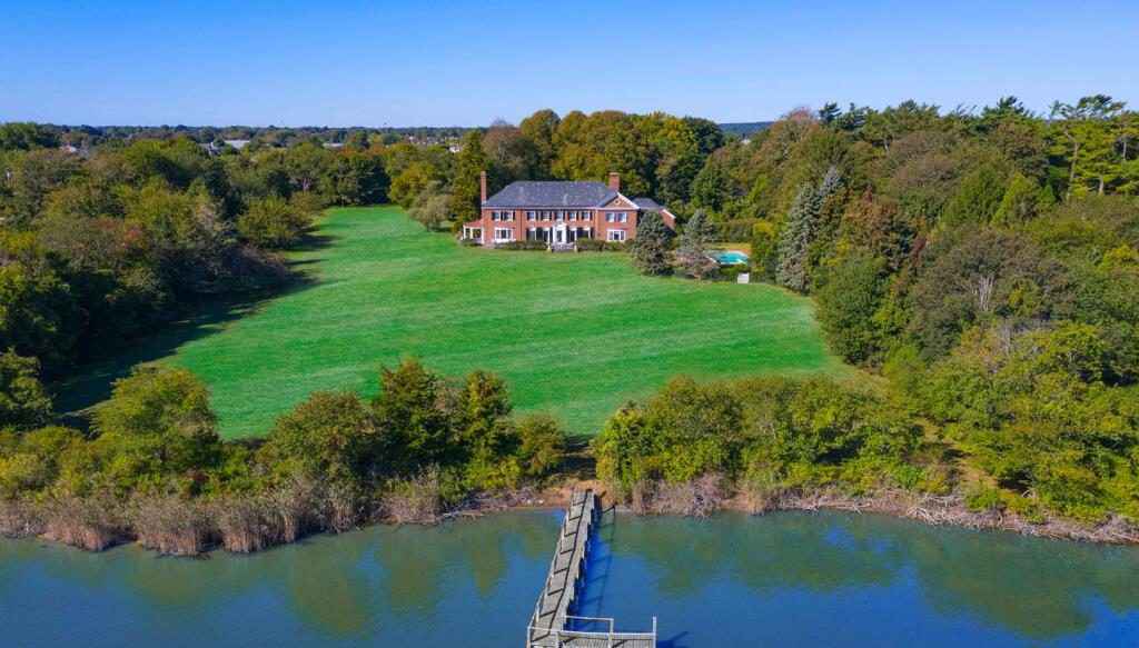 217 Rose Hill Rd