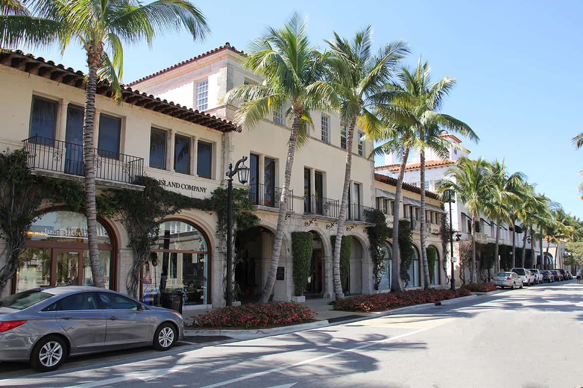 Palm Beach A Shopper's Paradise — Hamptons Real Estate Showcase The
