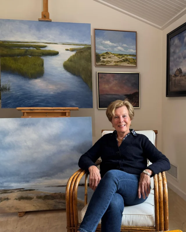 Local landscapes, reimagined in oil 🎨 @patgarrityhamptons brings the beauty of the East End to canvas, capturing the emotion, atmosphere, and seasonal shifts that make the Hamptons so unique. Her creative eye doesn’t just inform her art, it enhances her real estate work too, helping clients see what’s possible and appreciate what’s already there. [link in bio]