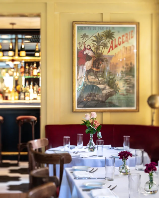 Festive flavors, candlelit corners, and winter menus worth the splurge 🍷 This season’s dining scene brings elegant French favorites, seasonal seafood, and cozy classics to the East End table. Whether it’s brunch, dinner, or something in between, these spots are celebrating the holidays in style. [link in bio]