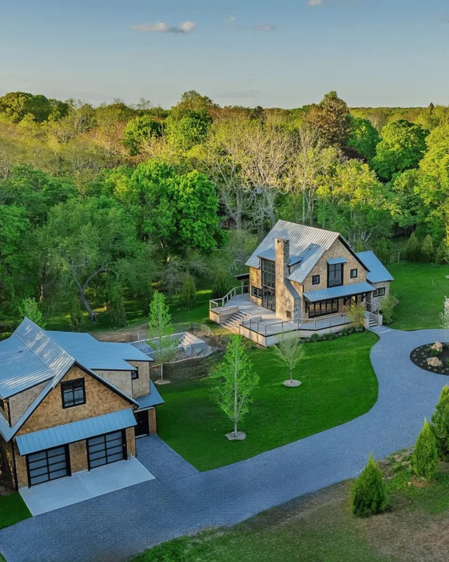 Join us for an open house this weekend!

141 A N Ferry Road, Shelter Island Saturday, June 6th from 11-1:30

Set on 1.1 private acres, this custom-built retreat offers a layout designed for both everyday living and entertaining, along with a barn-style four-car garage and one-bedroom apartment above.

Represented by @annmarieseddio of @atlassalesrealty